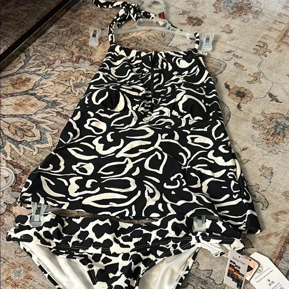 Lot of 4 swim suits size S